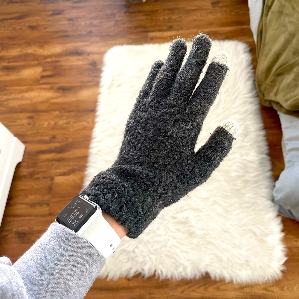 Urban outfitters womens gloves